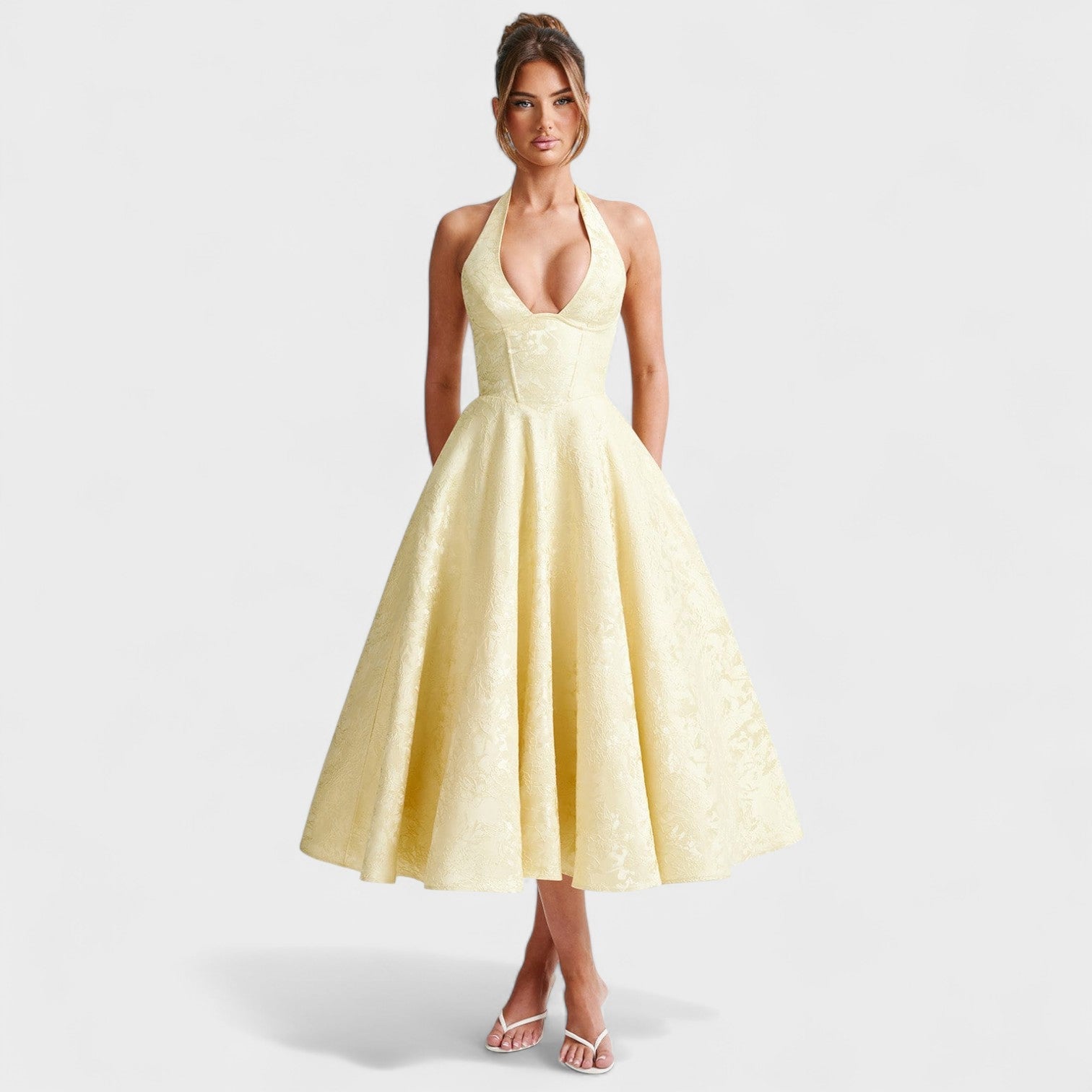 Halina – Elegantne midi kleit volangidega - Liisi Valik