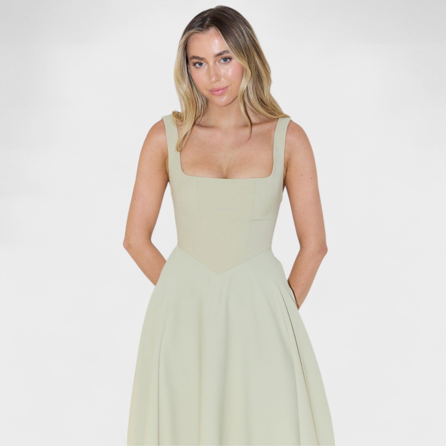 Maribel – Elegantne midi kleit - Liisi Valik